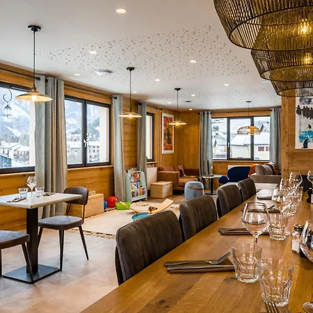 L'outa Restaurant Hotel 3*